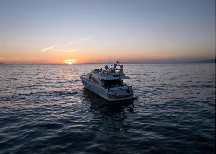 Jumpy Luxury Yacht